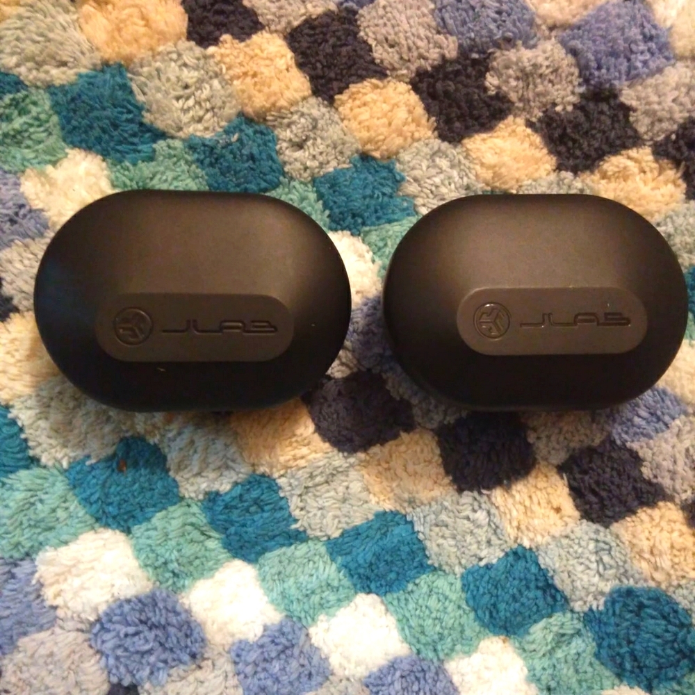 JLAB AUDIO earbuds